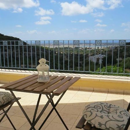 Artsea Studio Apartment With Sea View Ein Hod Bagian luar foto